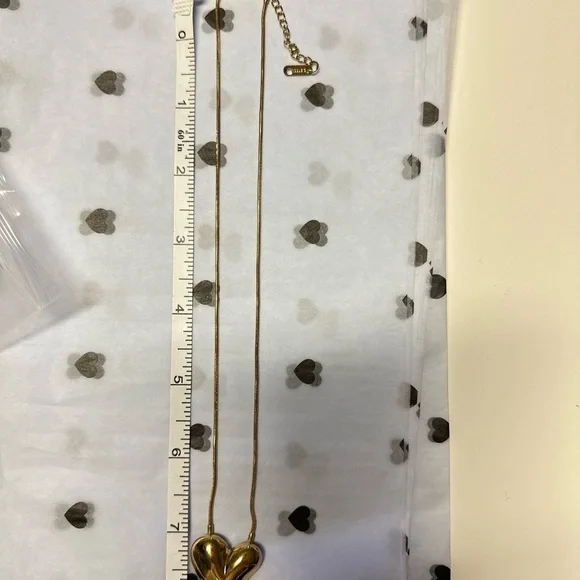 Heart necklace - Picture 3 of 4